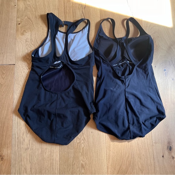 Speedo Women’s Swimsuit size 10 - Picture 2 of 8